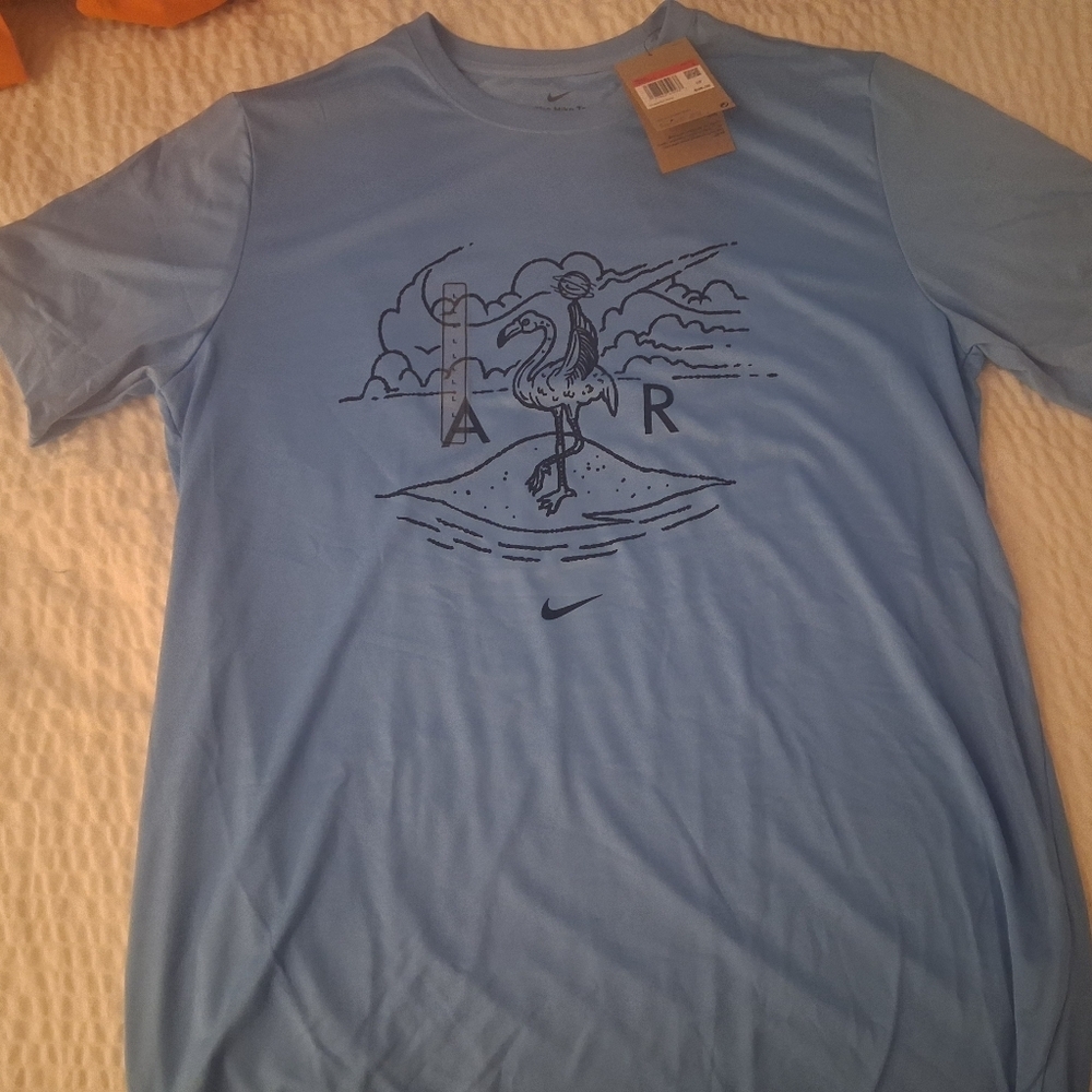 Nike Sky Blue Flamingo Graphic Tee HJ3472-412 NWT SIZE LARGE